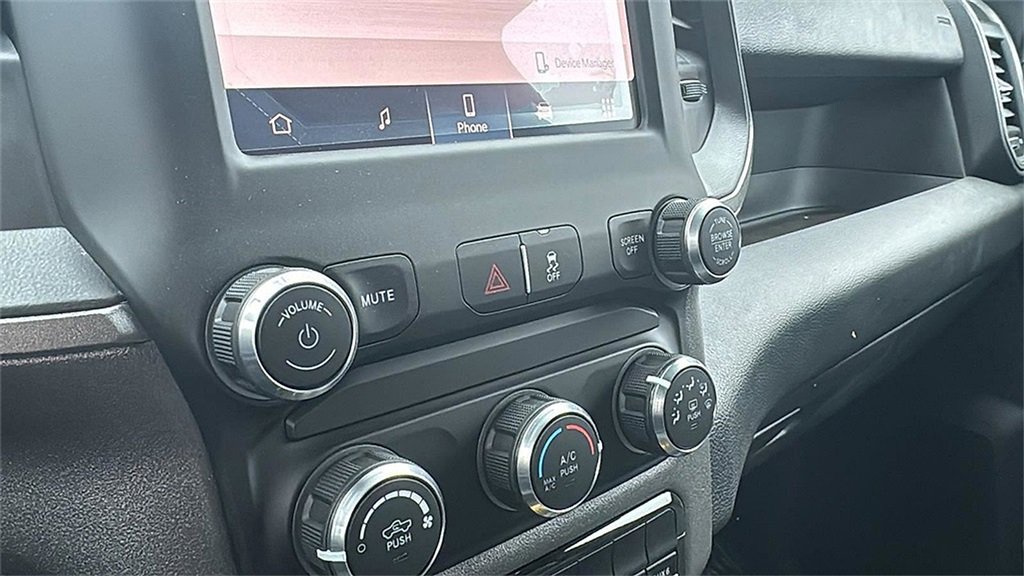 New 2023 RAM 3500 Tradesman w/ Chrome Appearance Group image 31