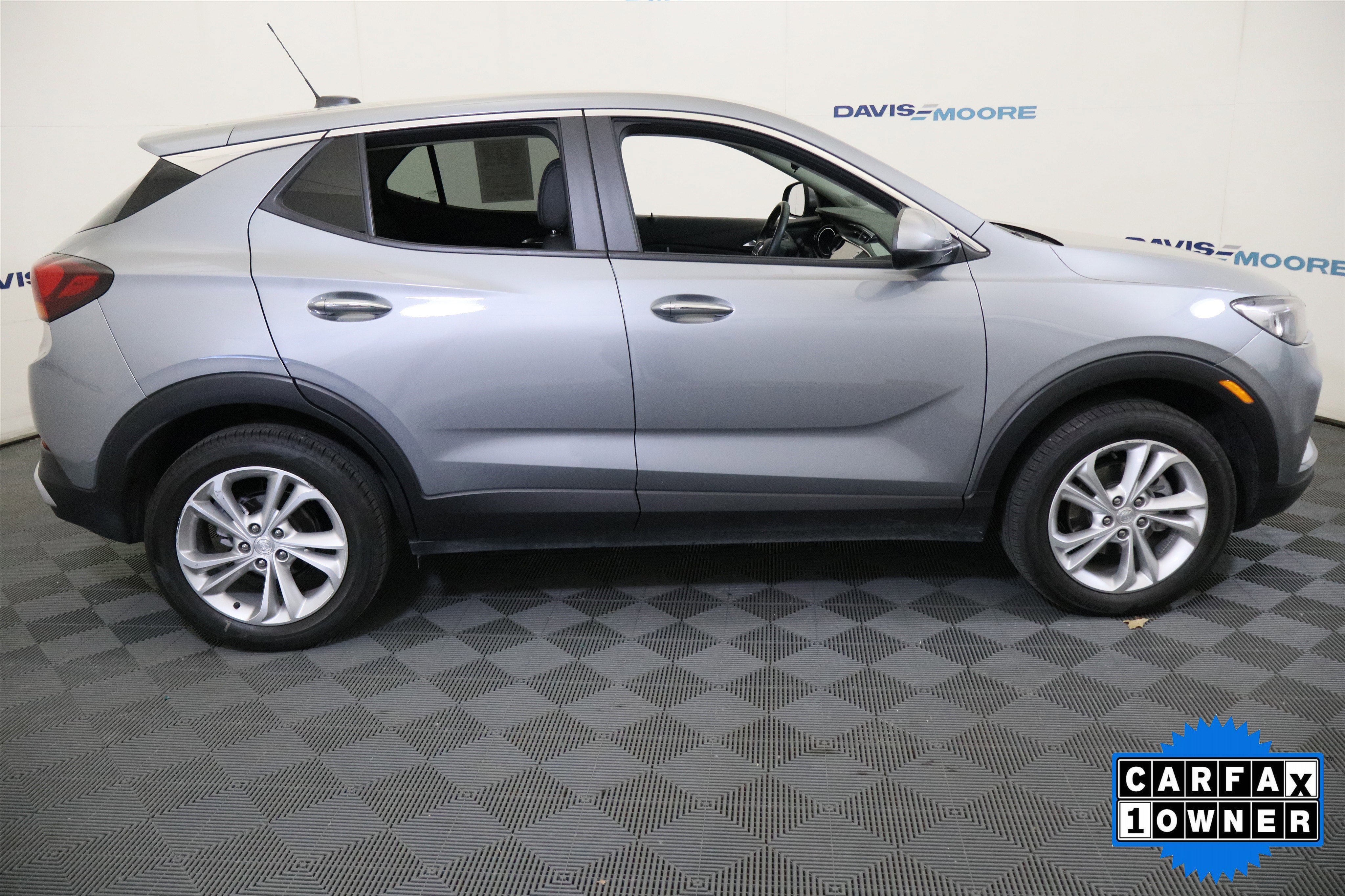 Certified 2023 Buick Encore GX Preferred w/ Cold Weather Comfort Package AWD/4WD image 5
