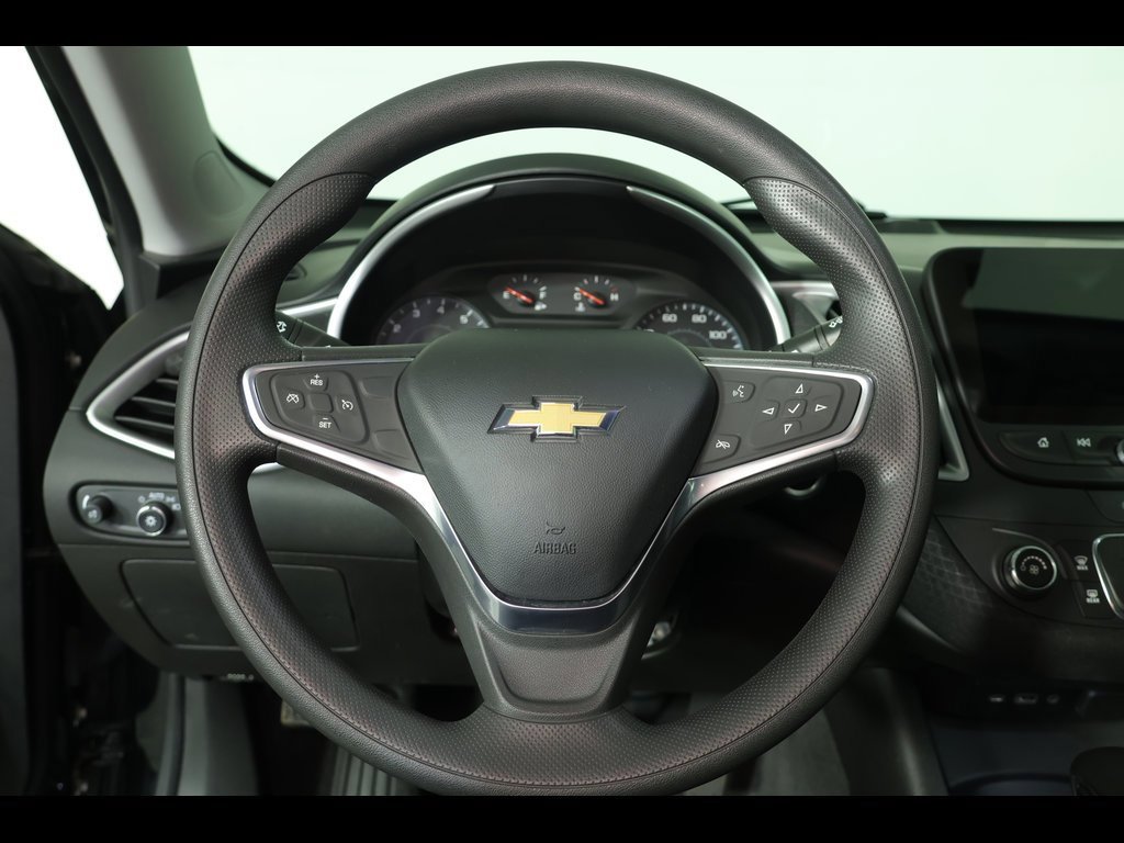 Used 2021 Chevrolet Malibu LS image 21