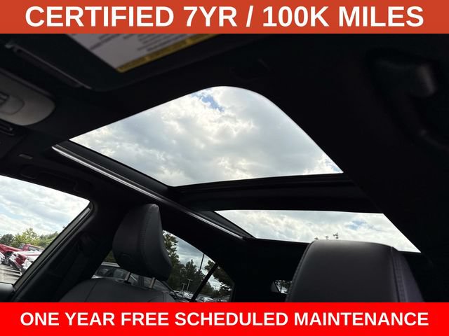 Used 2025 Toyota Camry XSE FWD image 16