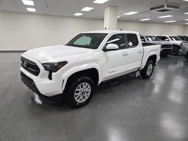 New 2026 Toyota Tacoma SR5 image 2