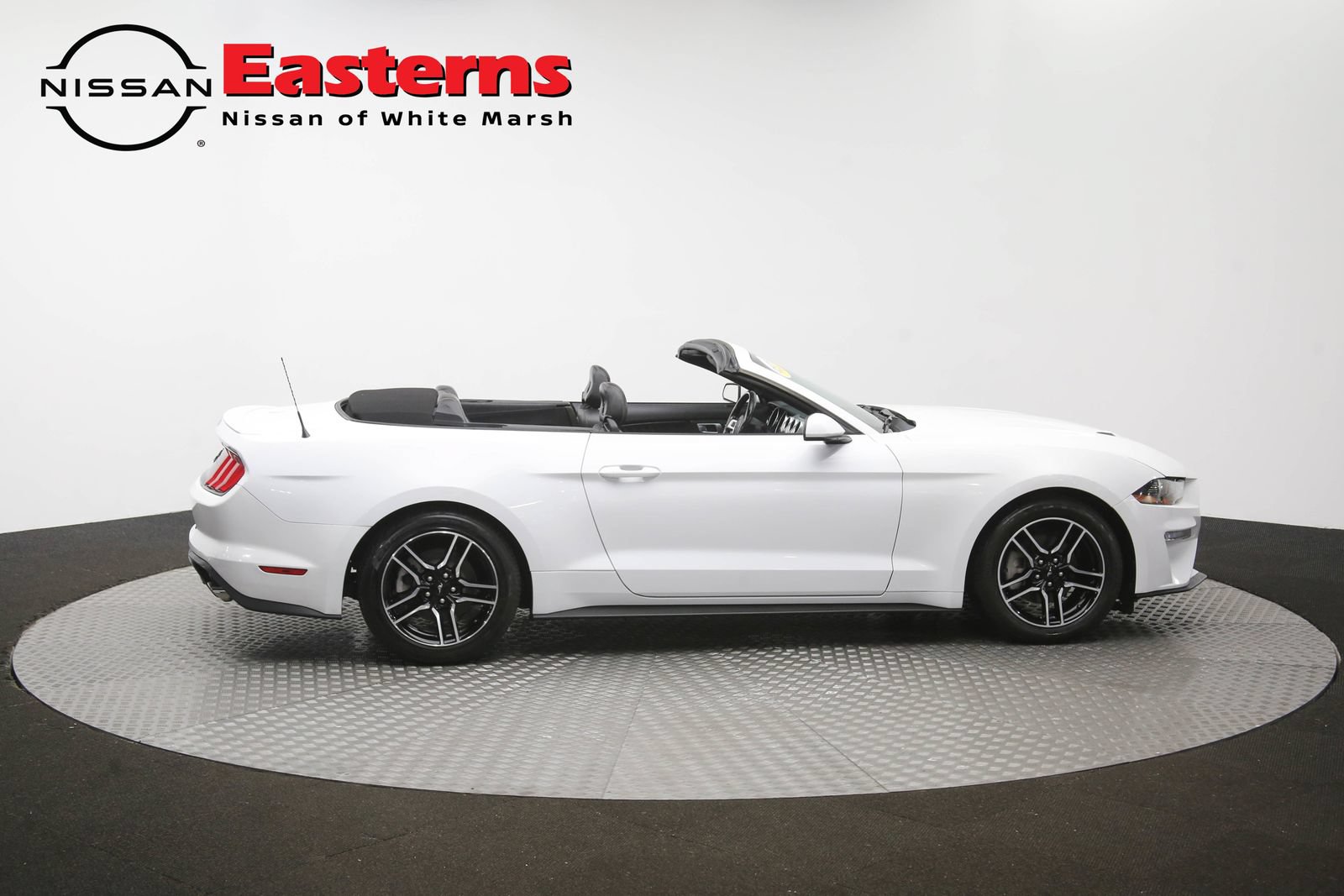 Used 2022 Ford Mustang Premium RWD image 42