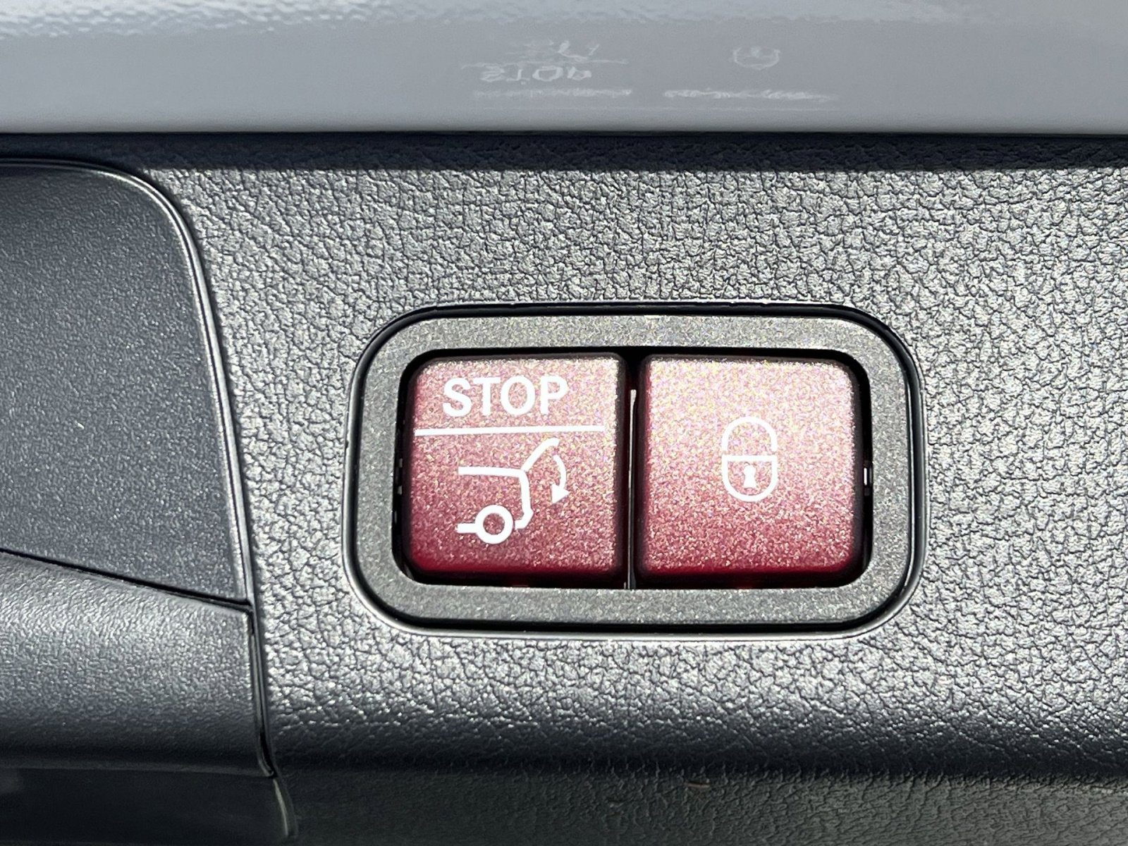 Certified 2024 Mercedes-Benz GLB 250 GLB 250 image 25