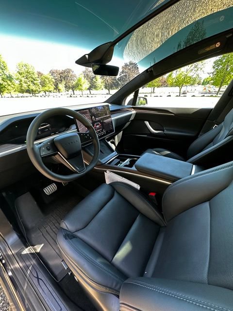 Used 2024 Tesla Model X AWD/4WD image 15