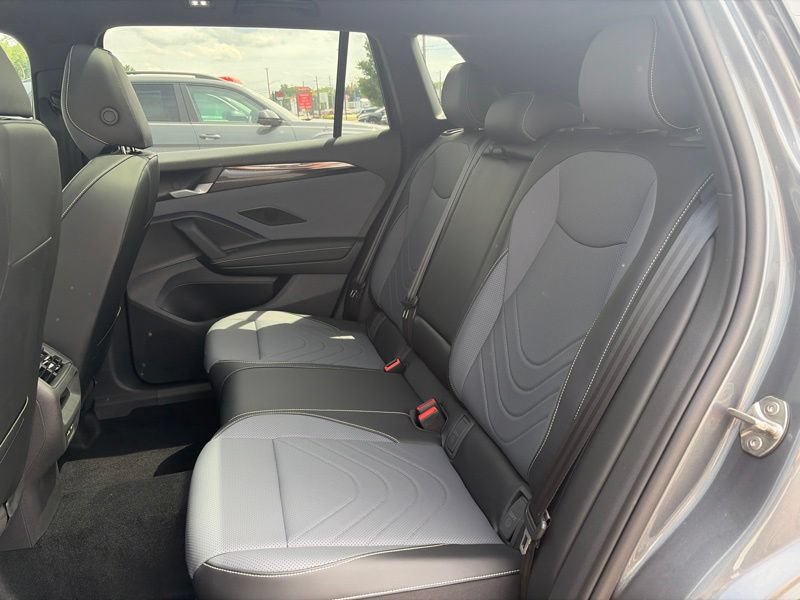 New 2026 Volkswagen Tiguan SE R-Line AWD/4WD image 12