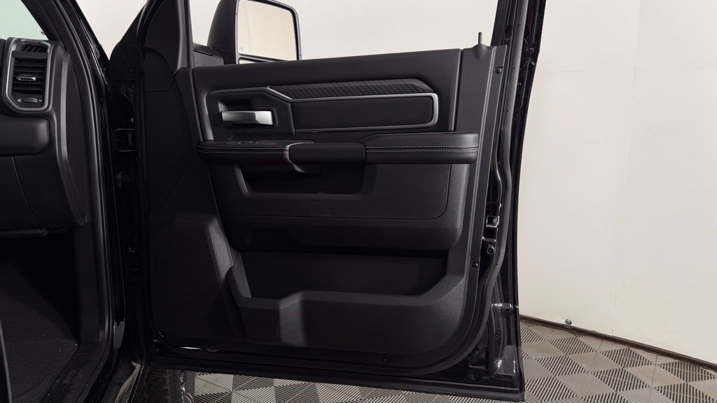 New 2026 RAM 2500 Big Horn AWD/4WD image 26