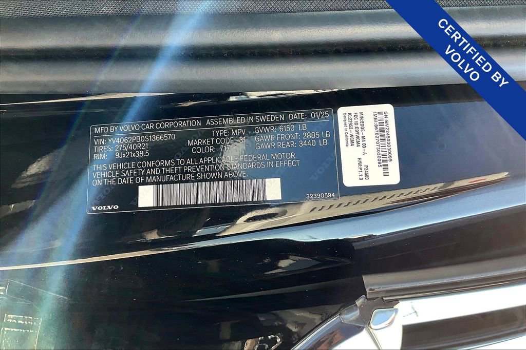 Certified 2025 Volvo XC90 B6 Plus image 44
