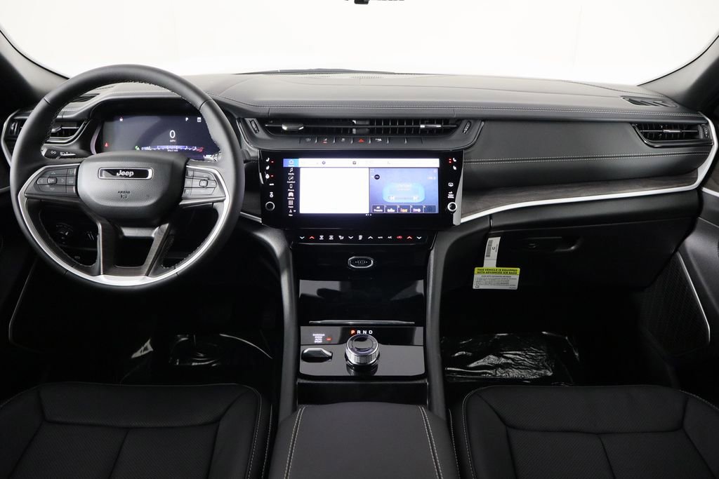 New 2026 Jeep Grand Cherokee Limited AWD/4WD image 14