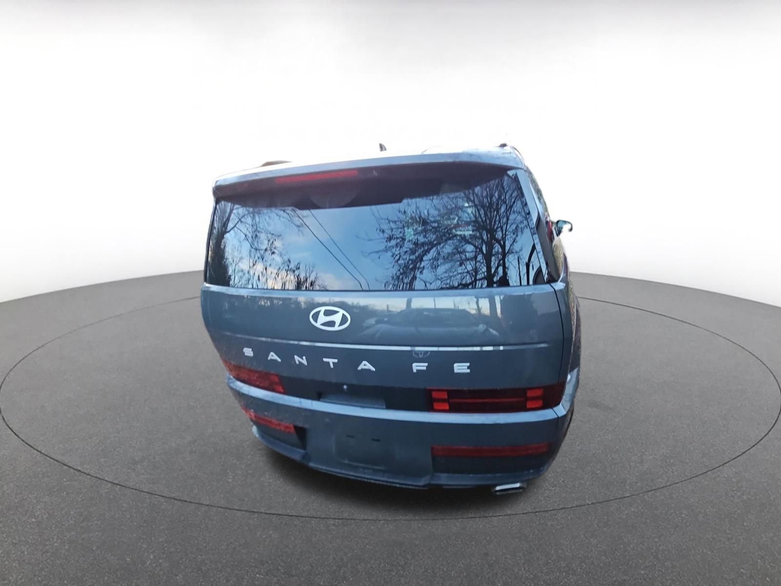 Used 2025 Hyundai Santa Fe SEL image 5