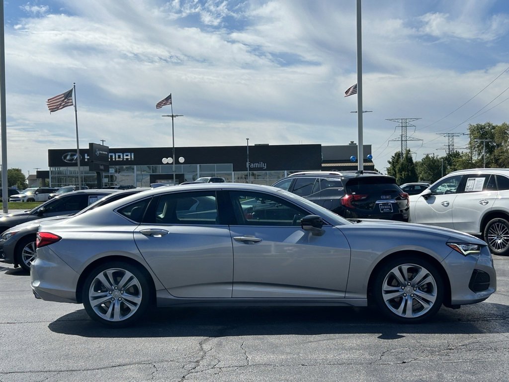 Certified 2022 Acura TLX w/ Technology Package image 4