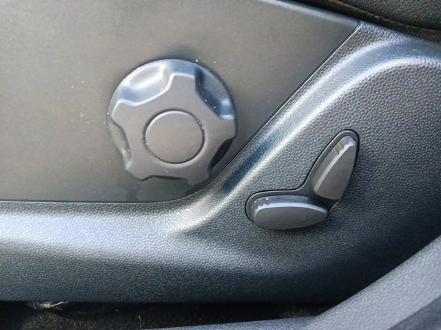 Used 2021 Ford EcoSport Titanium w/ Interior Protection Package image 16