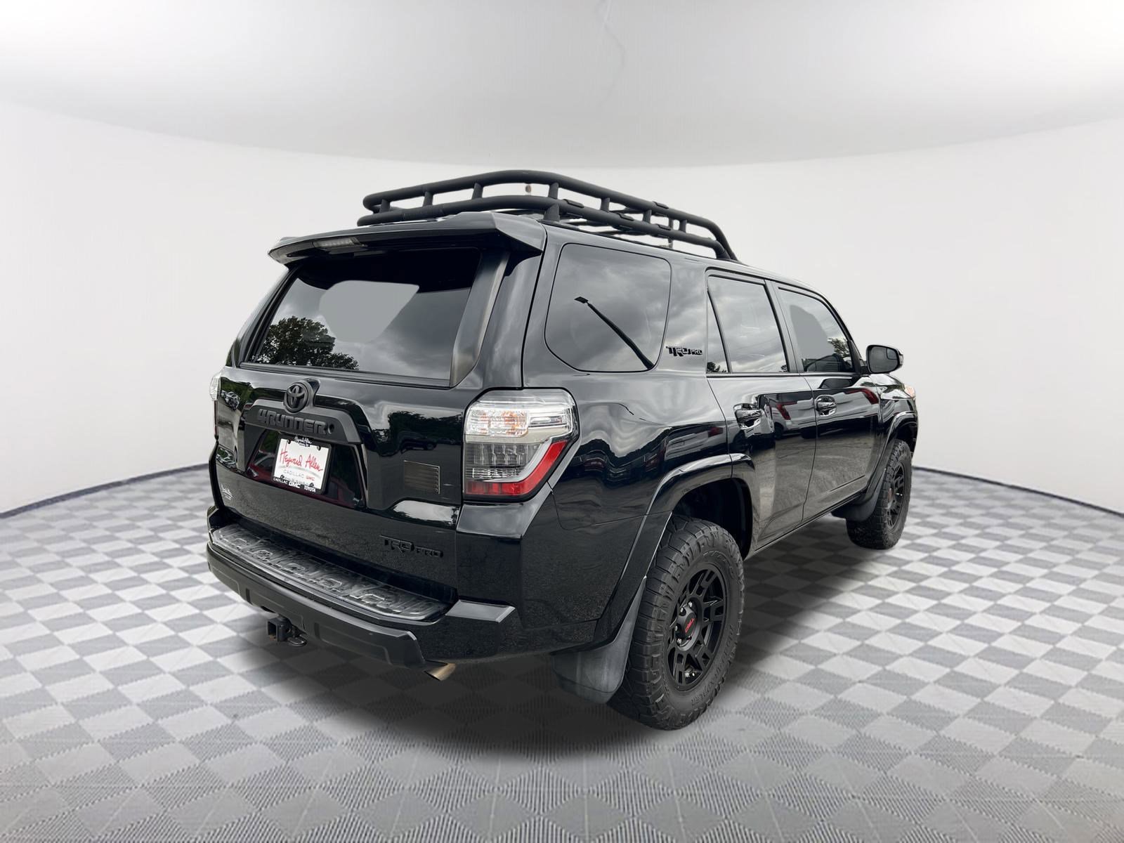 Used 2019 Toyota 4Runner 4WD image 6