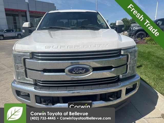 Used 2017 Ford F250 Lariat w/ Lariat Value Package AWD/4WD image 9