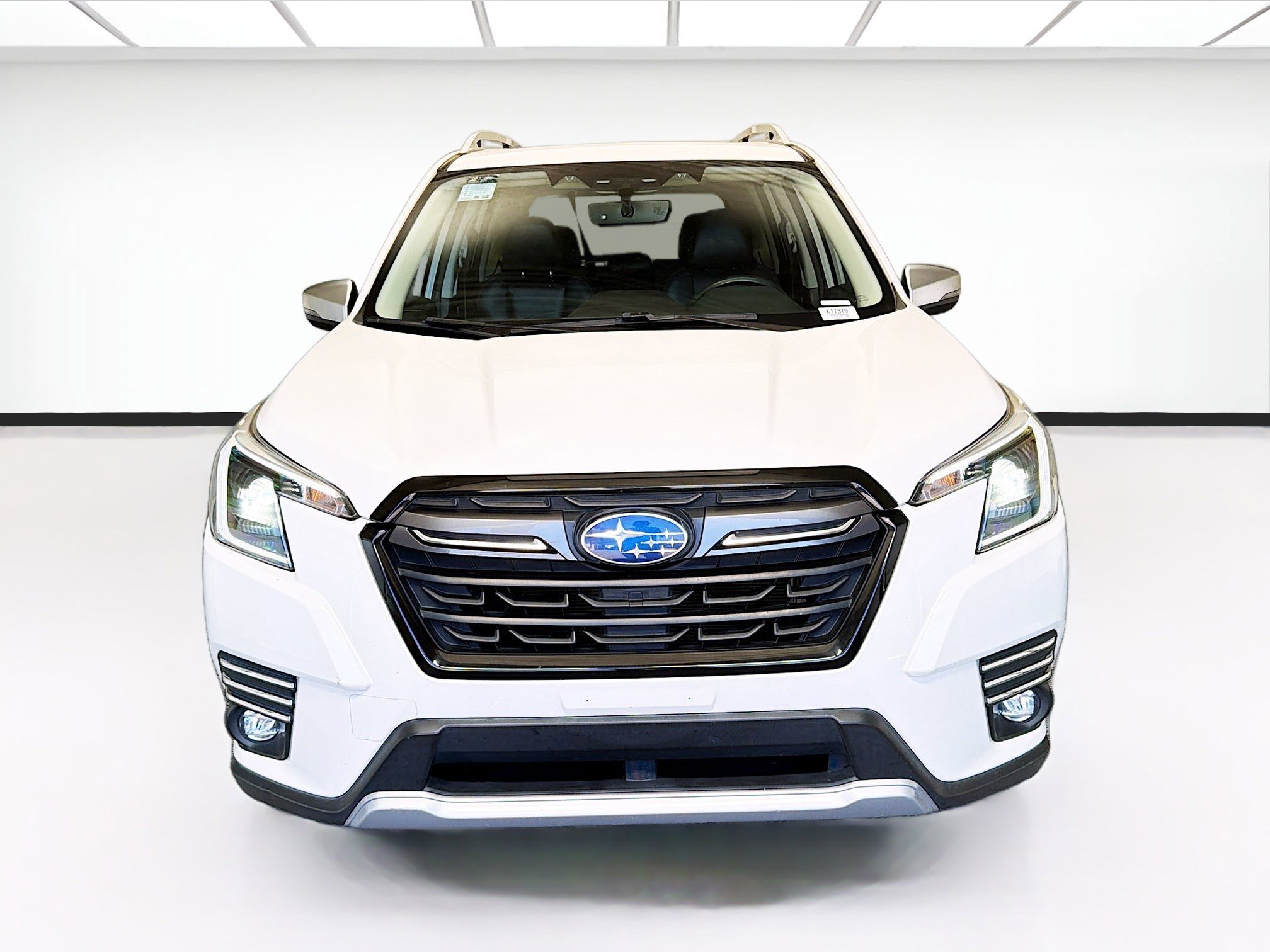 Used 2022 Subaru Forester Touring AWD/4WD image 2