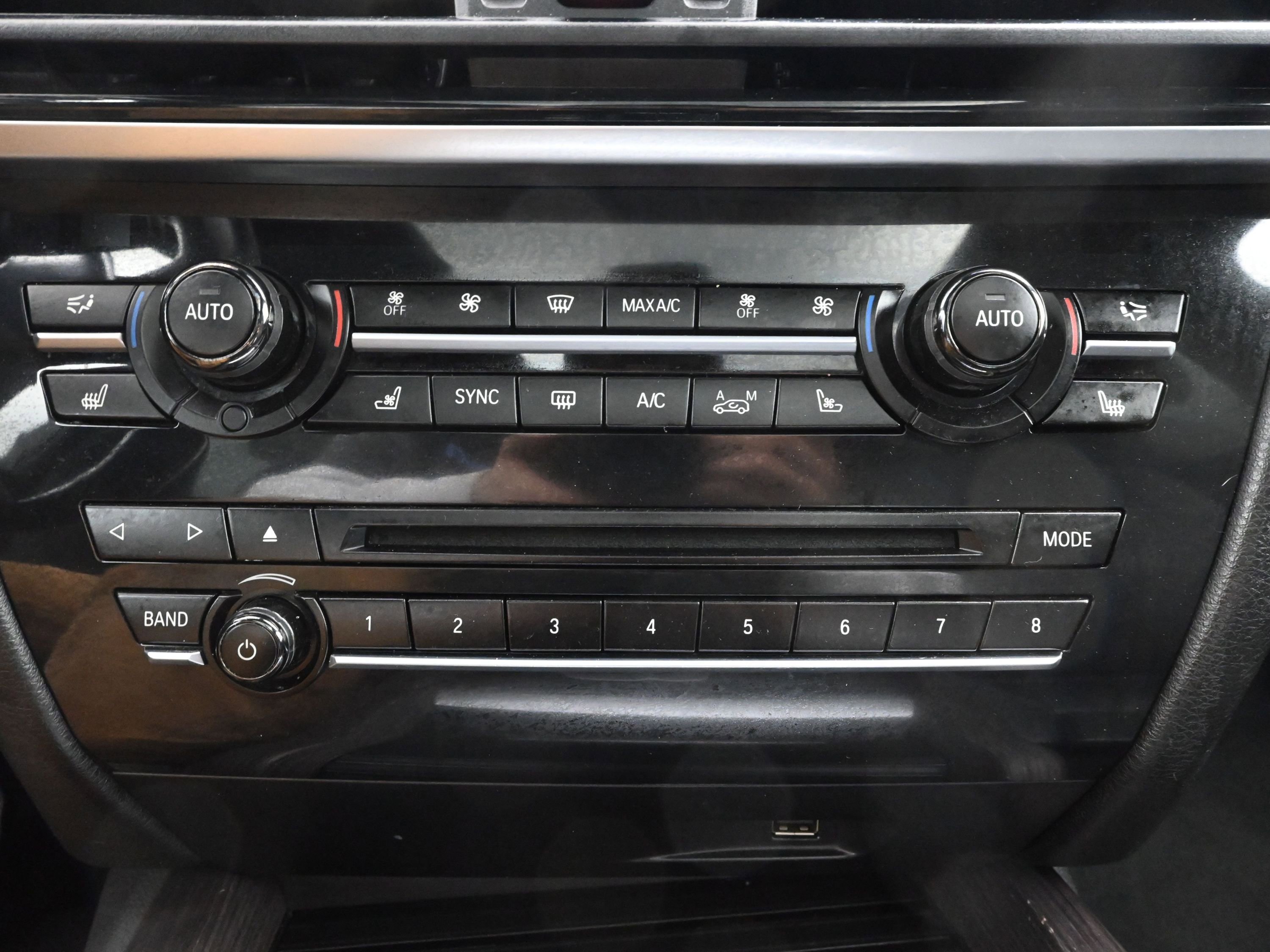 Used 2017 BMW X5 xDrive50i image 16