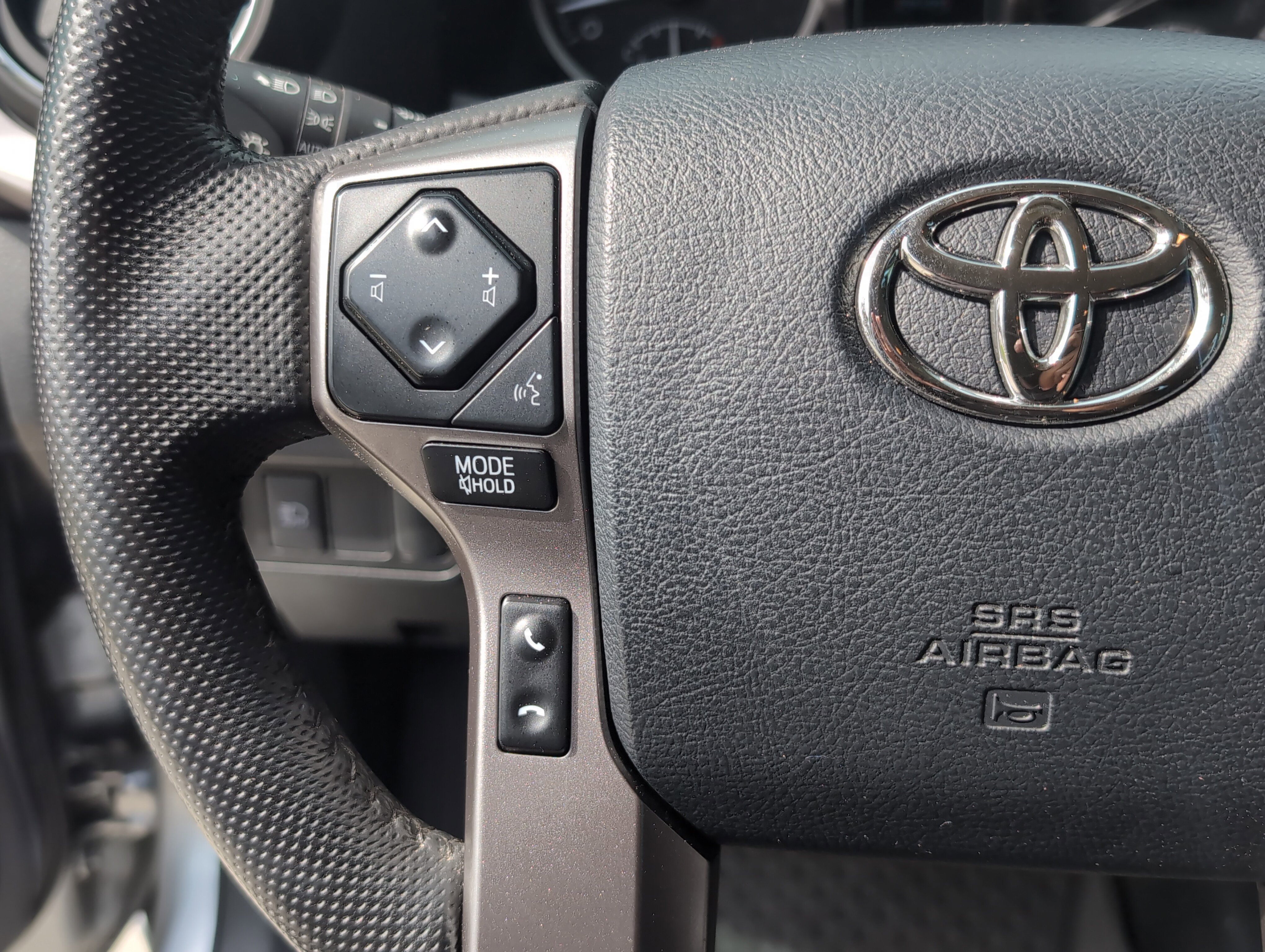 Certified 2023 Toyota Tacoma SR5 AWD/4WD image 19
