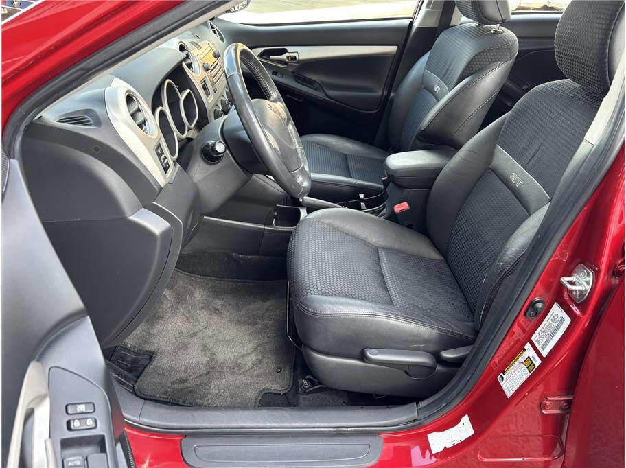 Used 2009 Pontiac Vibe GT image 11