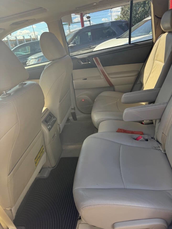 Used 2008 Toyota Highlander Limited image 19