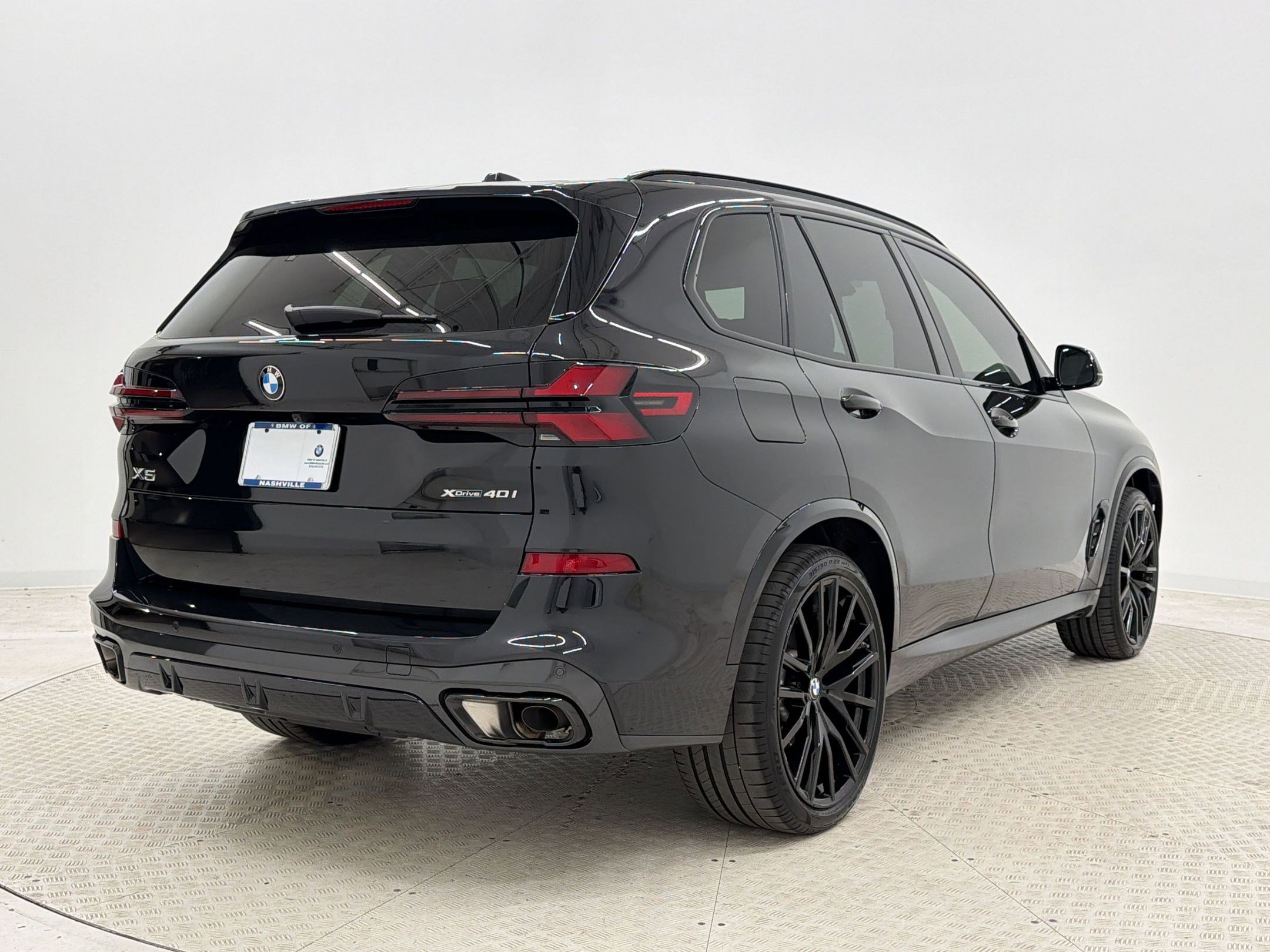 Certified 2026 BMW X5 xDrive40i w/ M Sport Package image 9