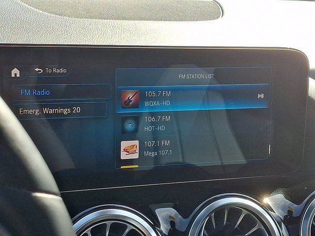 Used 2022 Mercedes-Benz GLA 250 4MATIC w/ Premium Package Lite image 19