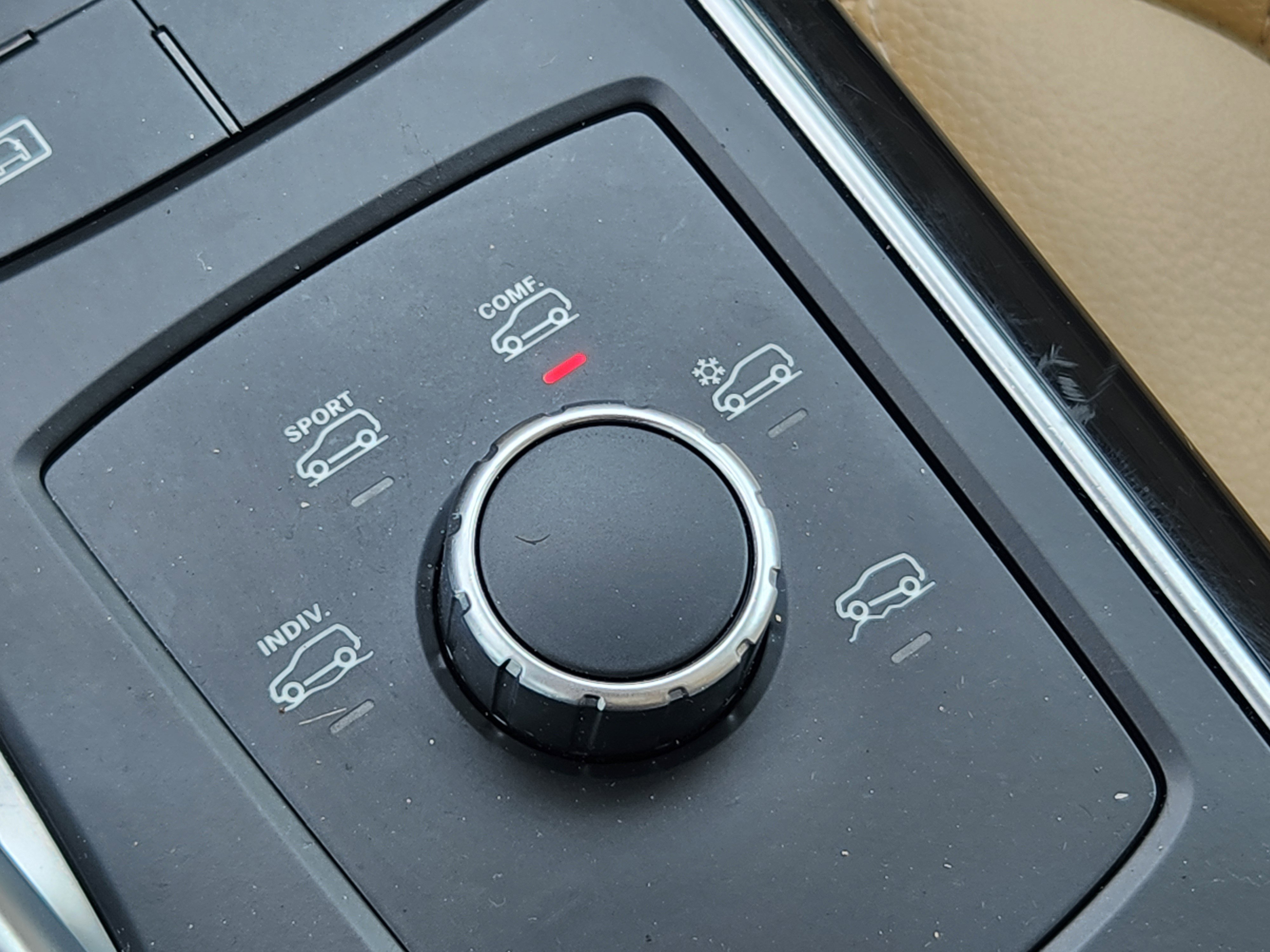 Used 2019 Mercedes-Benz GLS 450 4MATIC image 31