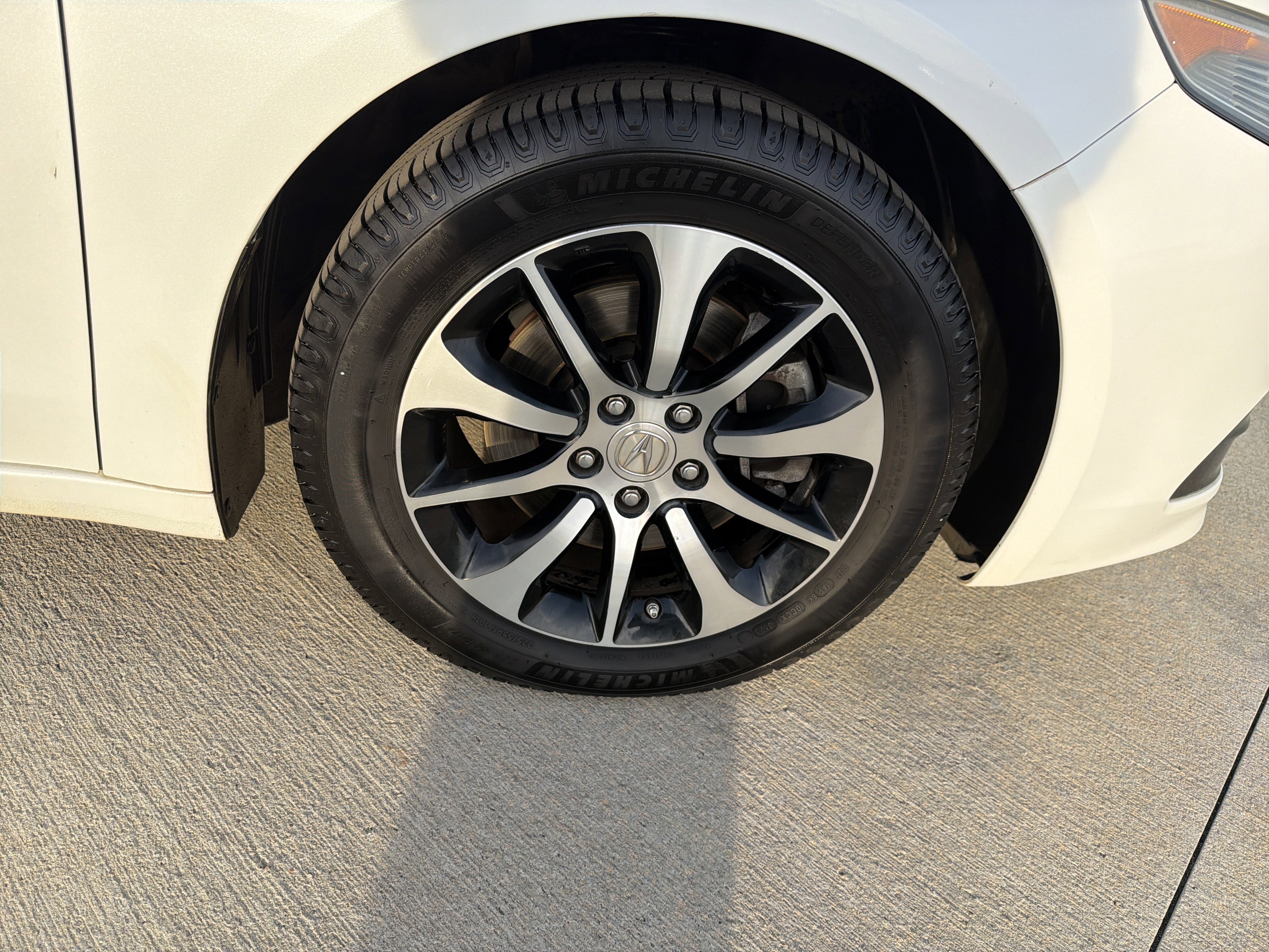 Used 2015 Acura TLX image 13