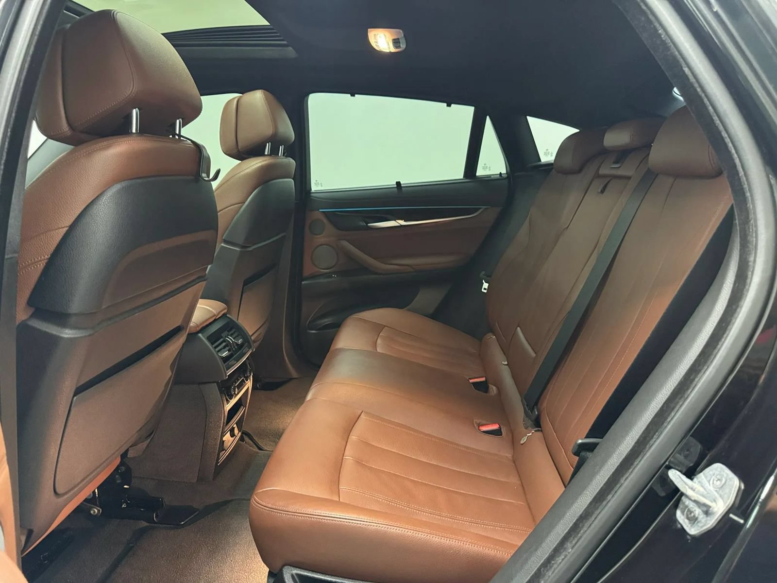 Used 2017 BMW X6 xDrive50i AWD/4WD image 17