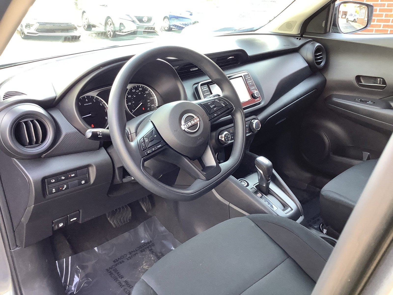 Used 2024 Nissan Kicks S image 12