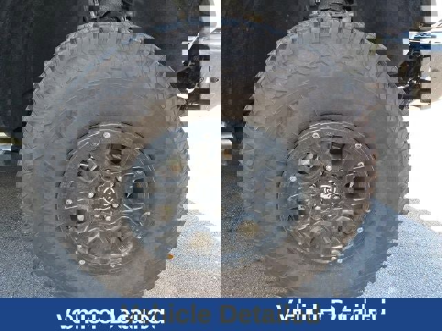 Used 2022 Ford Bronco Wildtrak image 13