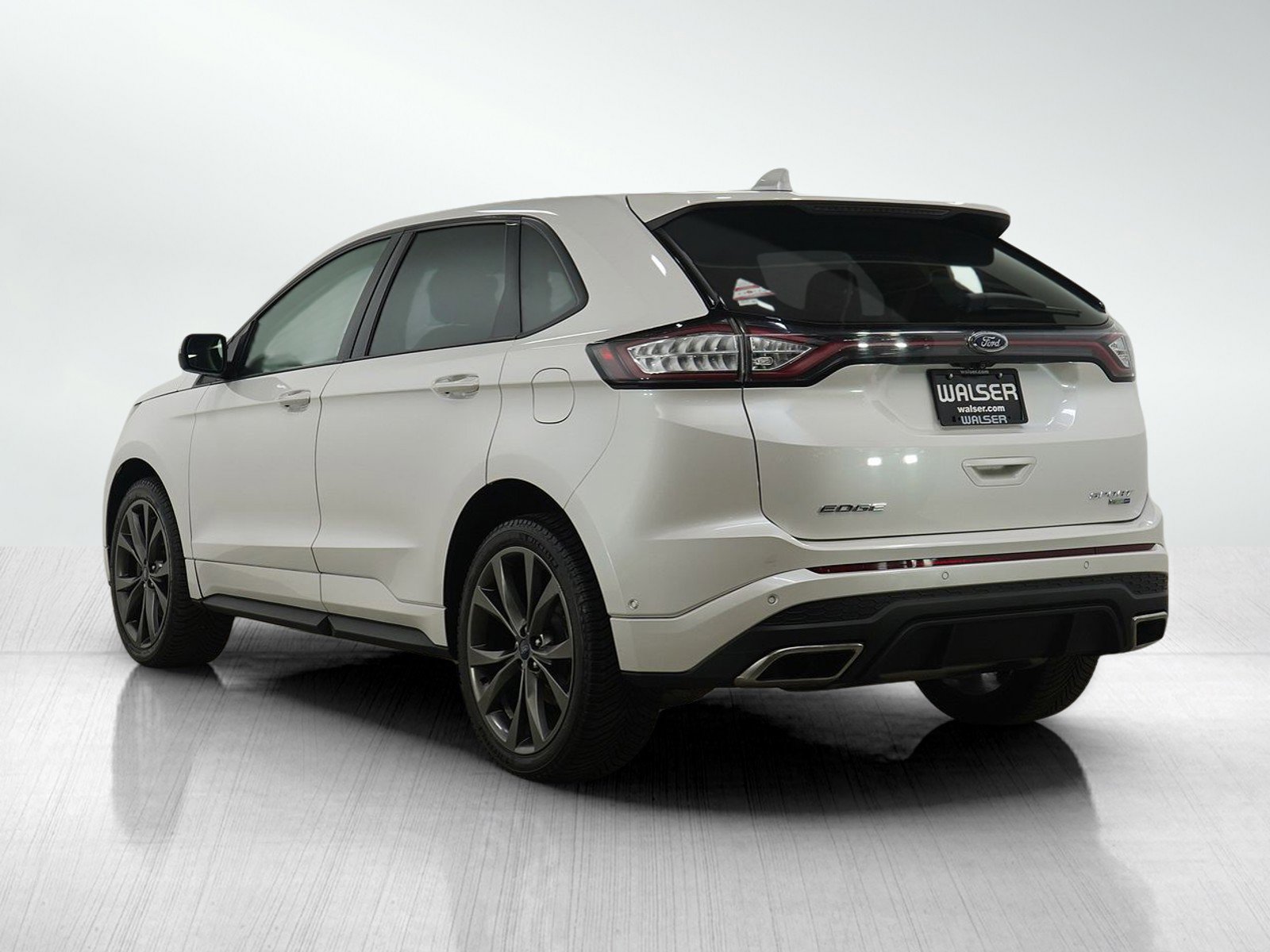 Used 2018 Ford Edge Sport w/ Equipment Group 401A image 3