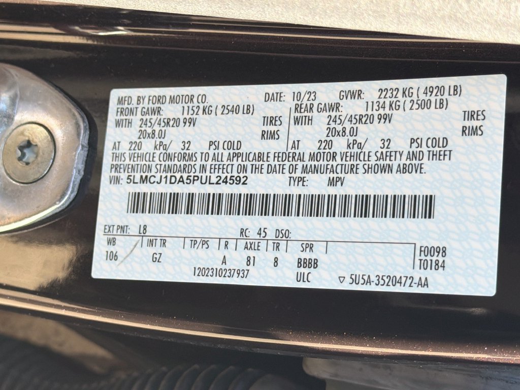 Used 2023 Lincoln Corsair AWD w/ Equipment Group 101A image 34