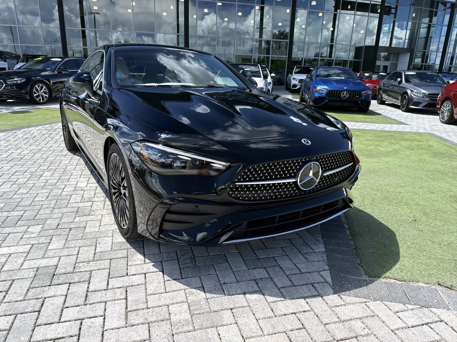 New 2027 Mercedes-Benz CLE 300 4MATIC Coupe image 8