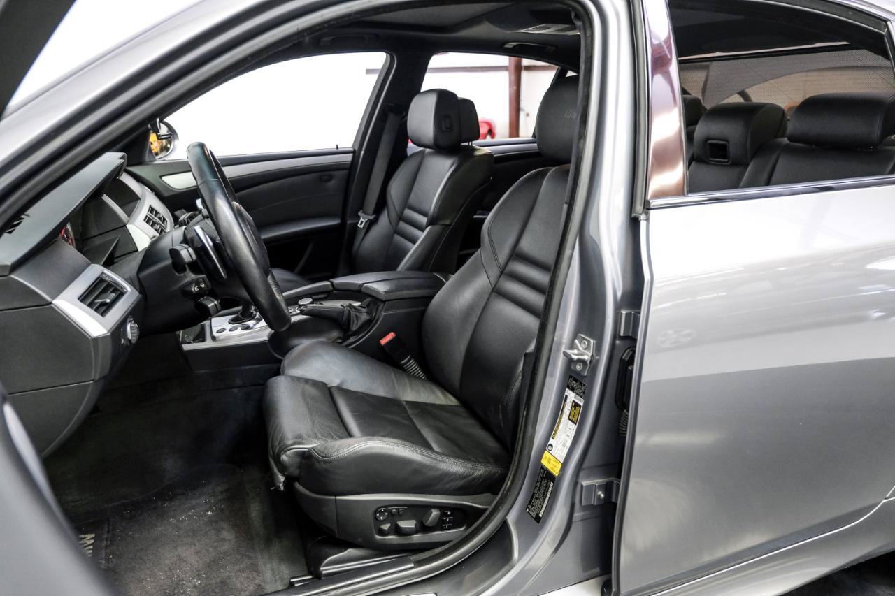 Used 2010 BMW M5 RWD image 28