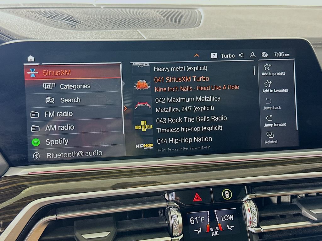 Used 2023 BMW X5 xDrive40i w/ M Sport Package image 29