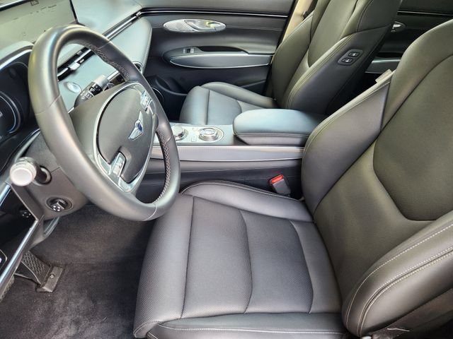Used 2024 Genesis GV70 2.5T w/ Select Package AWD/4WD image 9