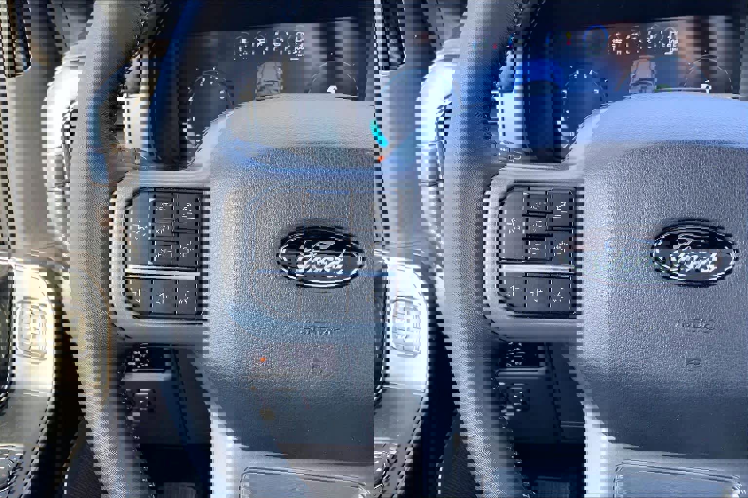 Certified 2024 Ford F150 Lariat w/ Equipment Group 502A High image 23