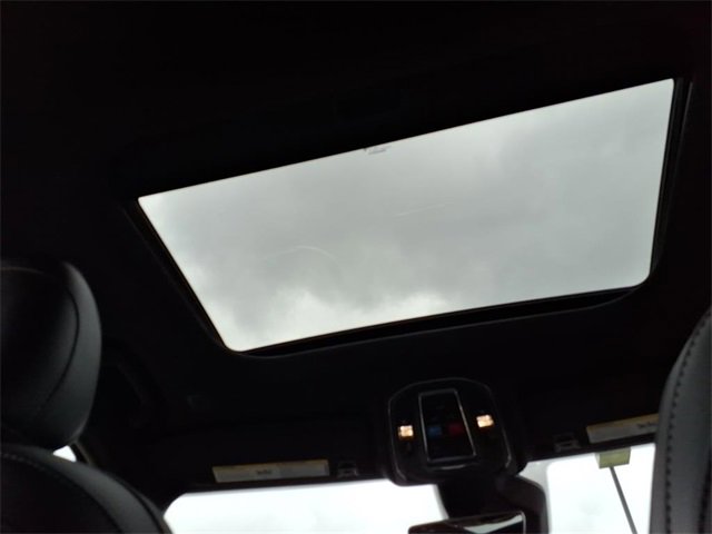 New 2025 Jeep Grand Cherokee L Altitude image 8