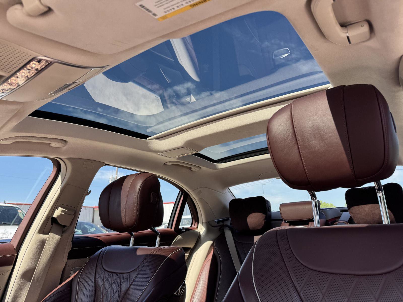 Used 2018 Mercedes-Benz S 560 Sedan image 14