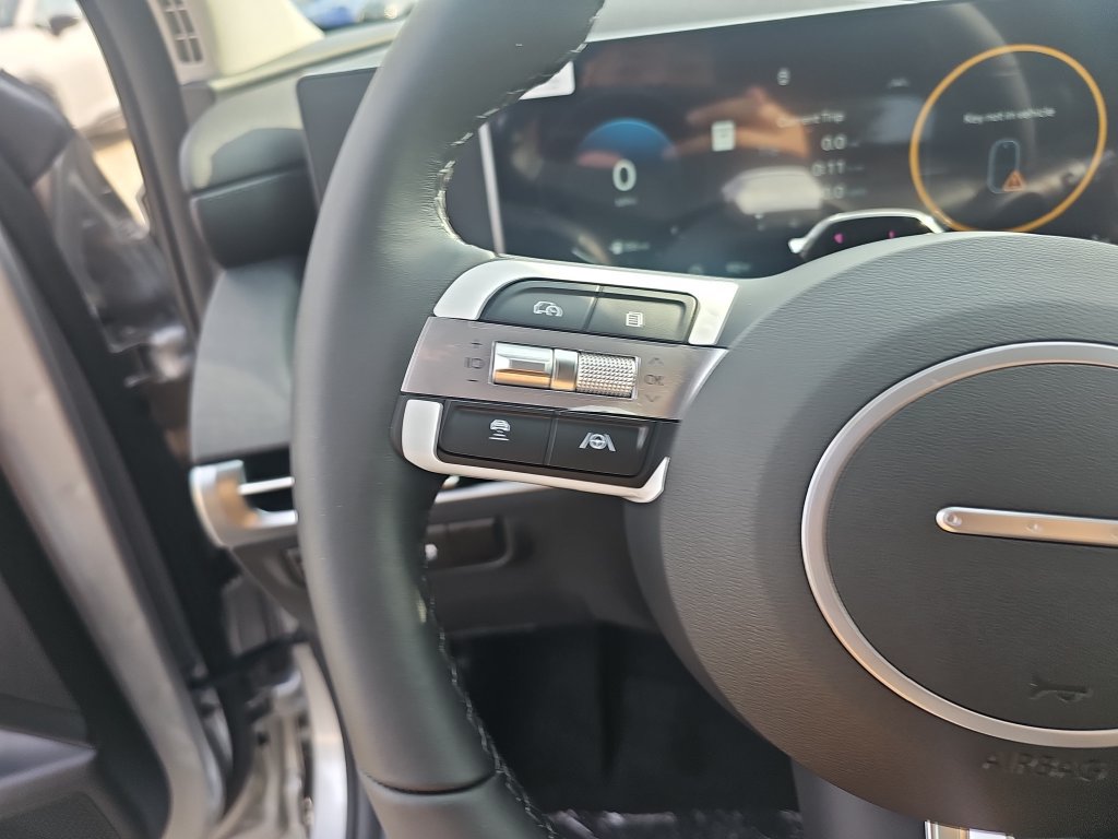 New 2026 Hyundai Tucson SEL FWD image 16