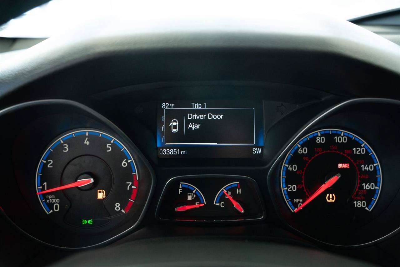 Used 2017 Ford Focus RS AWD/4WD image 17