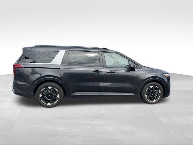 Certified 2025 Kia Carnival EX FWD image 9