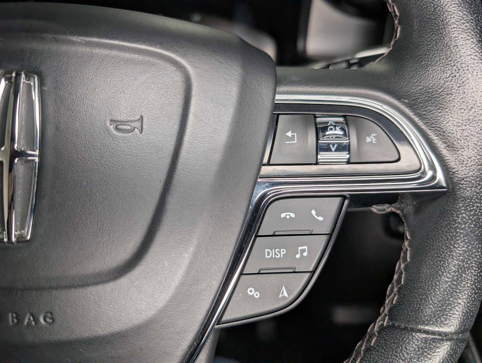 Certified 2023 Lincoln Nautilus AWD w/ Premium Package image 34