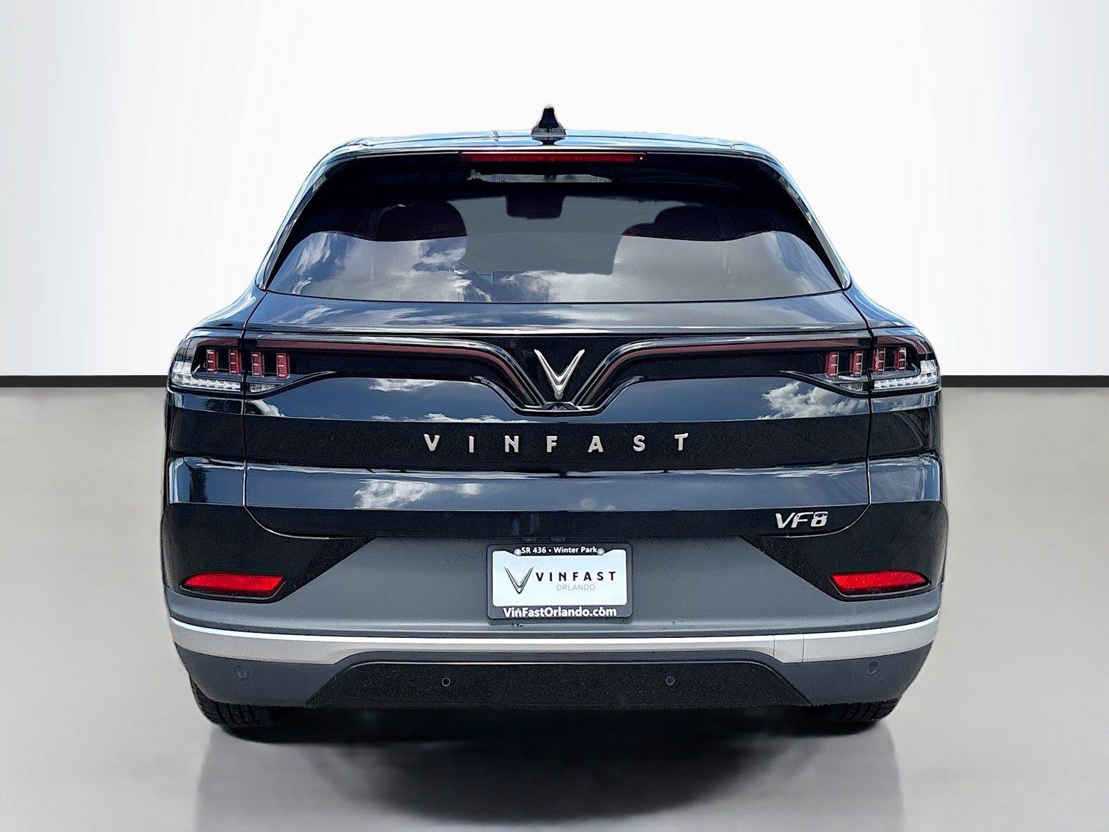 New 2025 VinFast VF 8 Eco AWD/4WD image 6