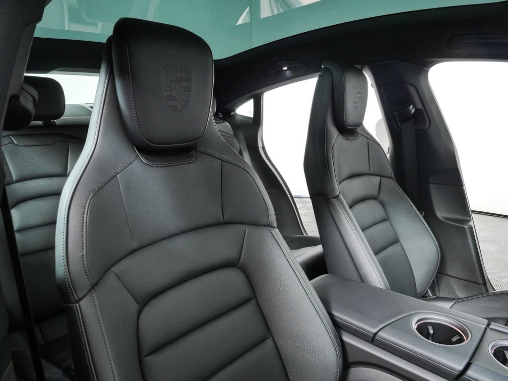New 2026 Porsche Taycan 4S AWD/4WD image 25