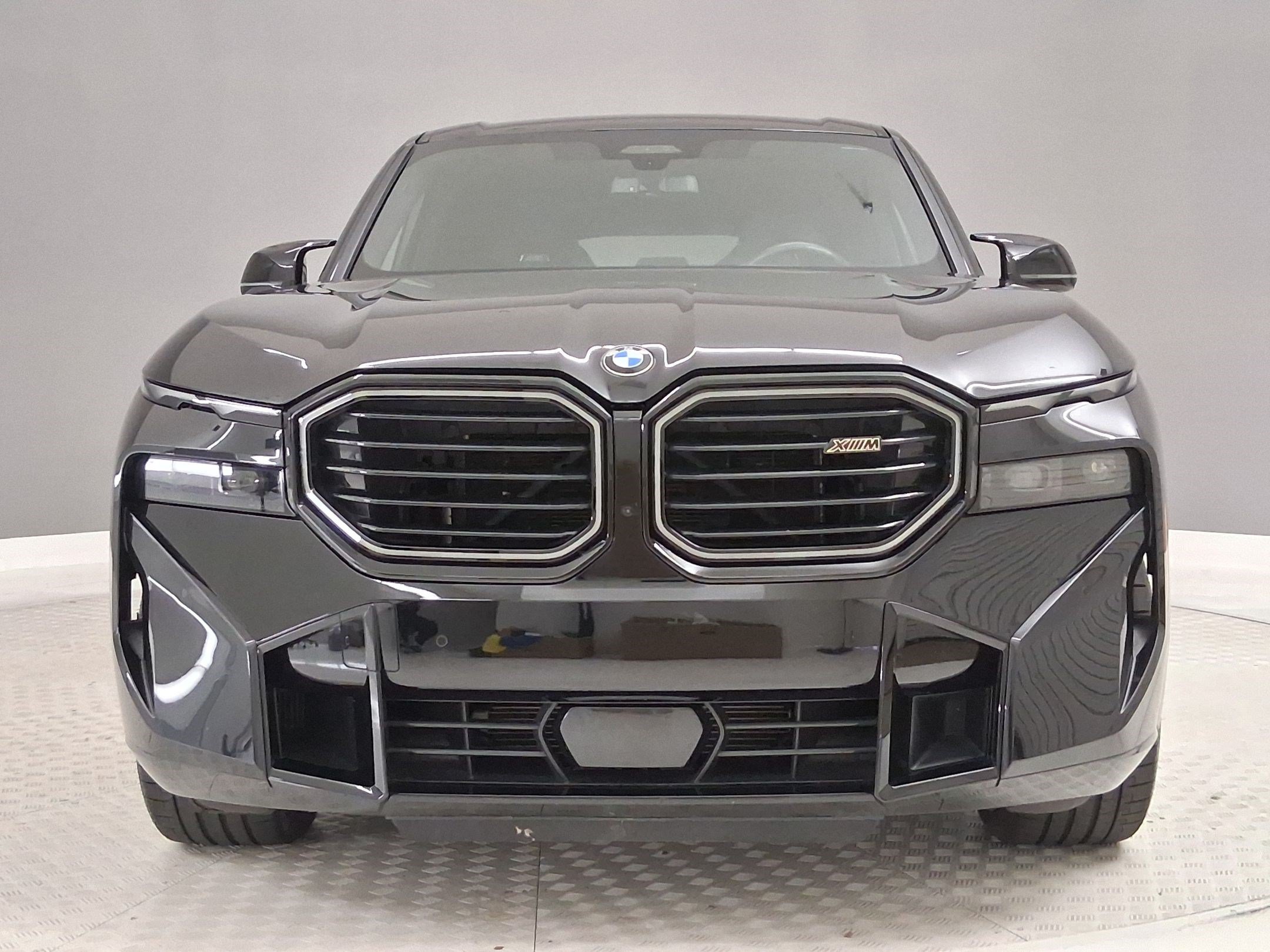 Certified 2023 BMW XM AWD/4WD image 4