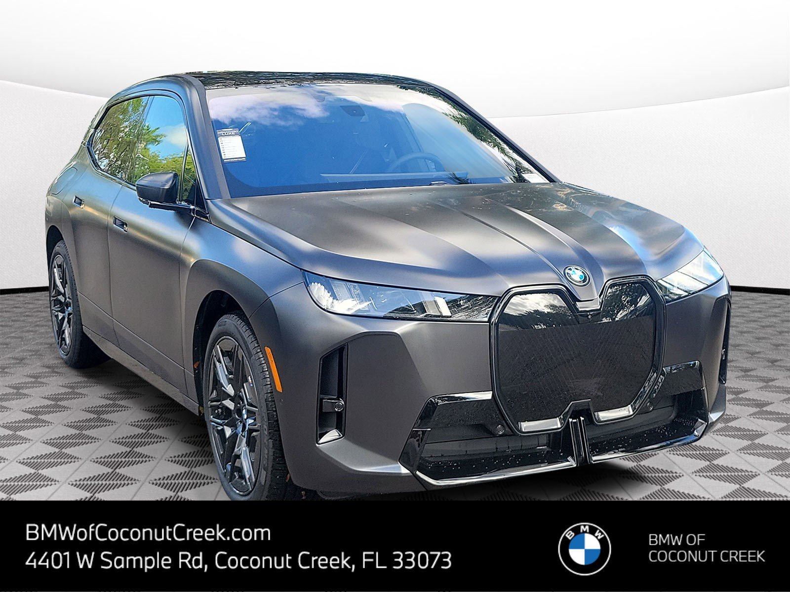 New 2026 BMW iX xDrive60 image 1