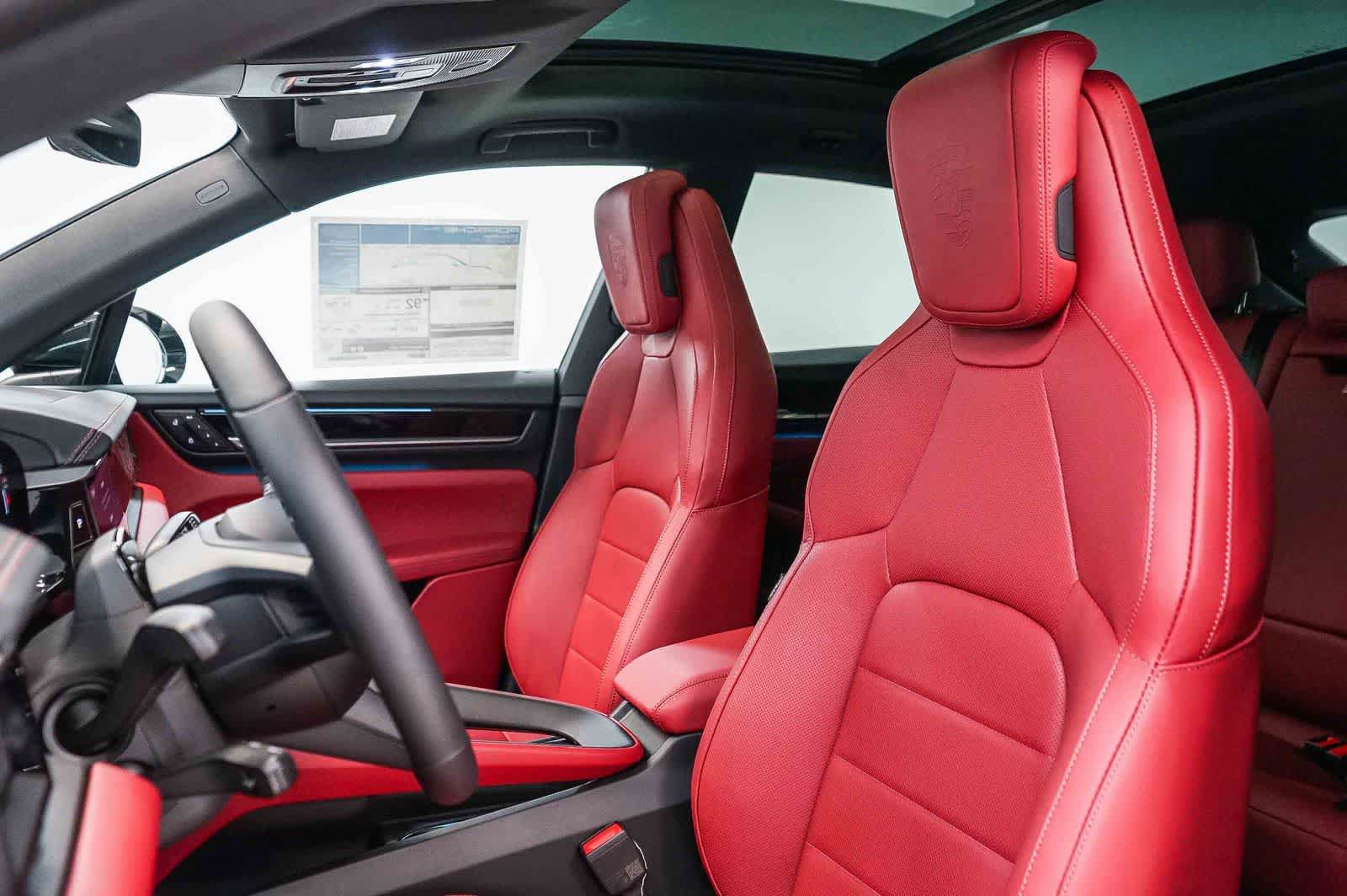 New 2026 Porsche Macan 4S Electric AWD/4WD image 5