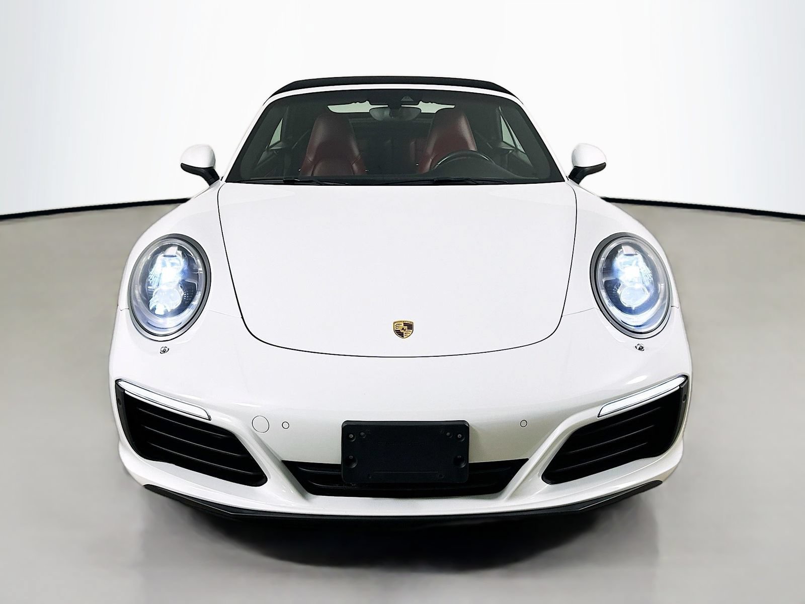 Used 2017 Porsche 911 Carrera 4S AWD/4WD image 2