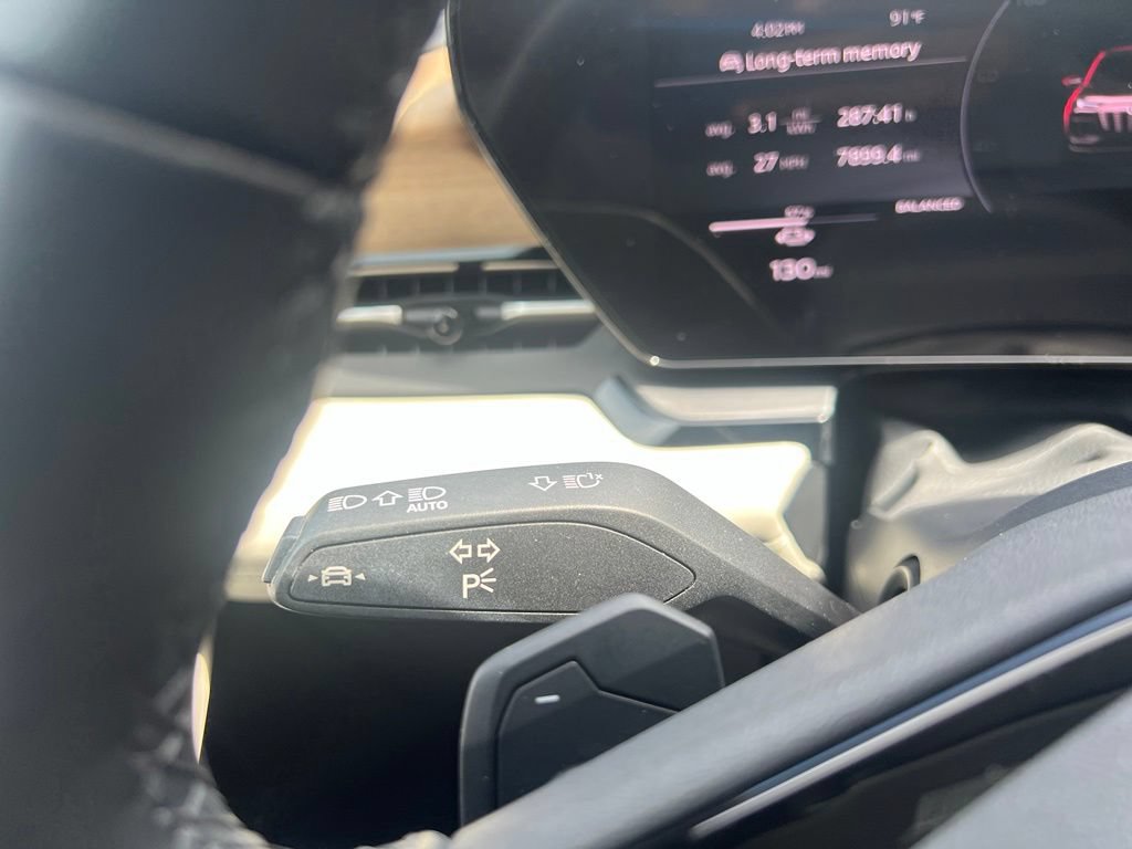 Used 2025 Audi Q6 e-tron Premium w/ Convenience Package RWD image 21