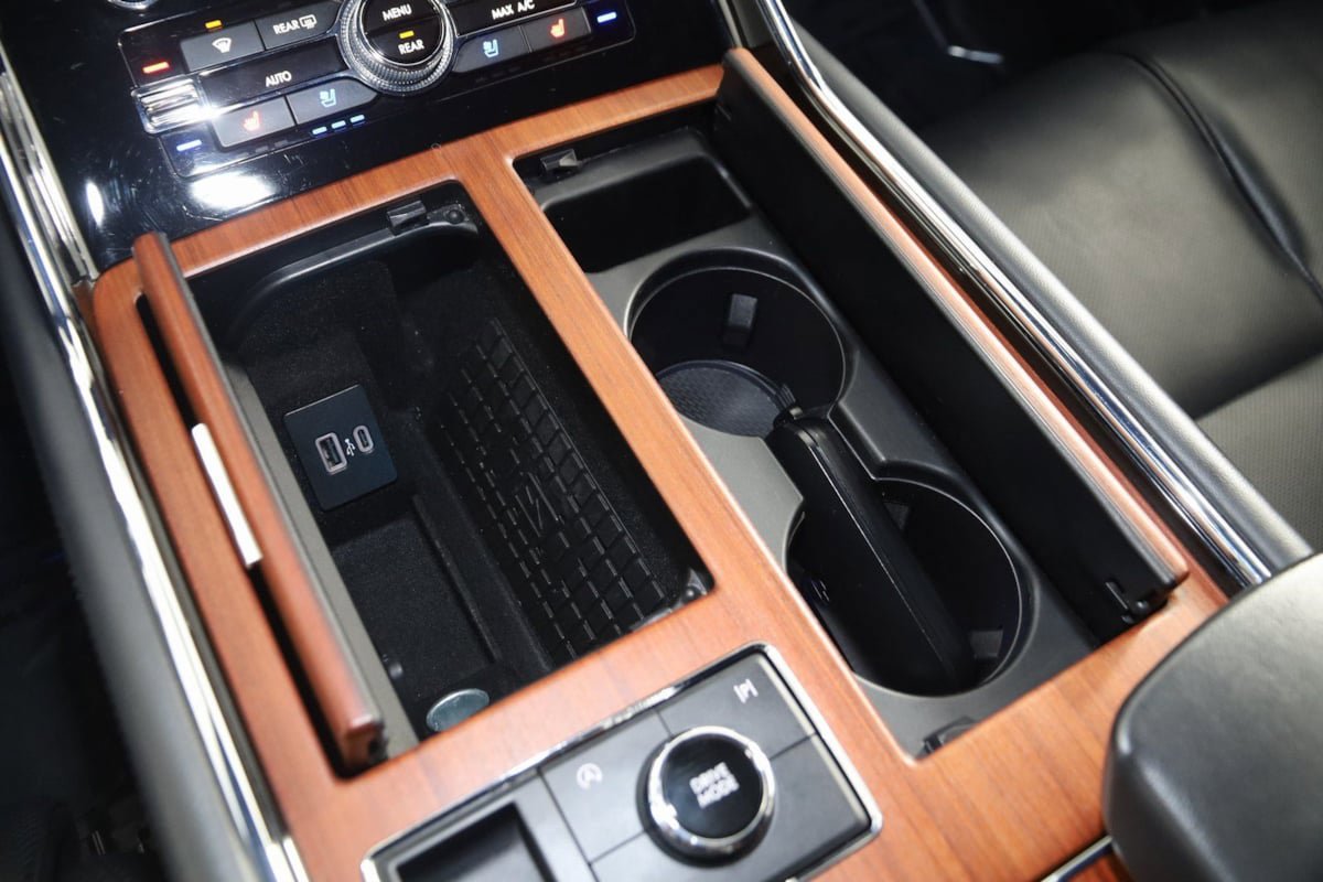 Used 2024 Lincoln Navigator L 4WD image 29